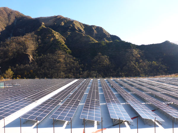 完成した足尾事業所太陽光発電所
